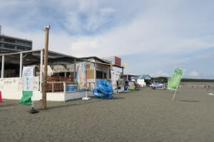 海の家の更衣室の外観